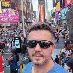 Meet your Posher, Agron